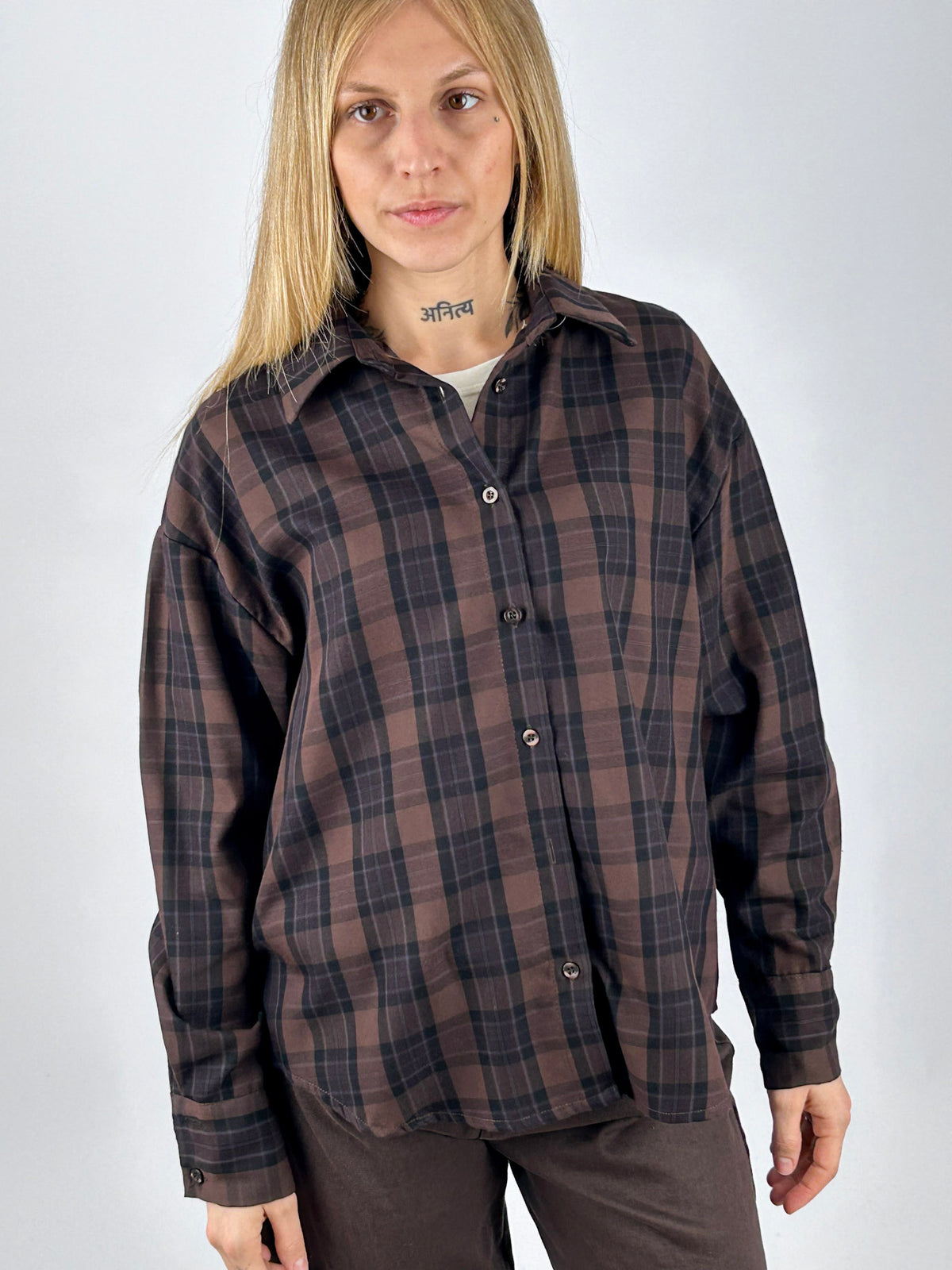 Camicia Dakota marrone a quadri vista frontale