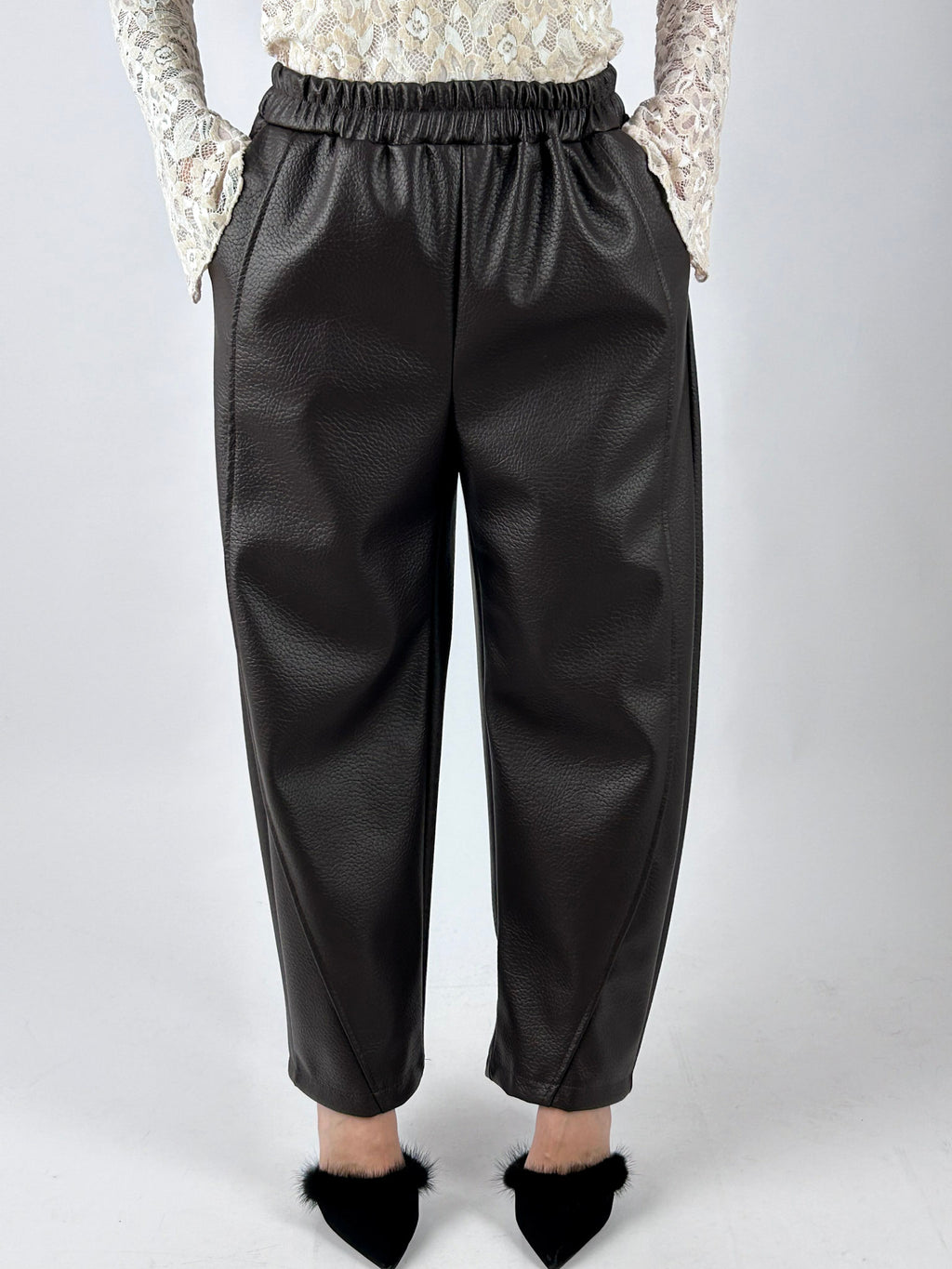 Pantalone Ecopelle marrone vista frontale