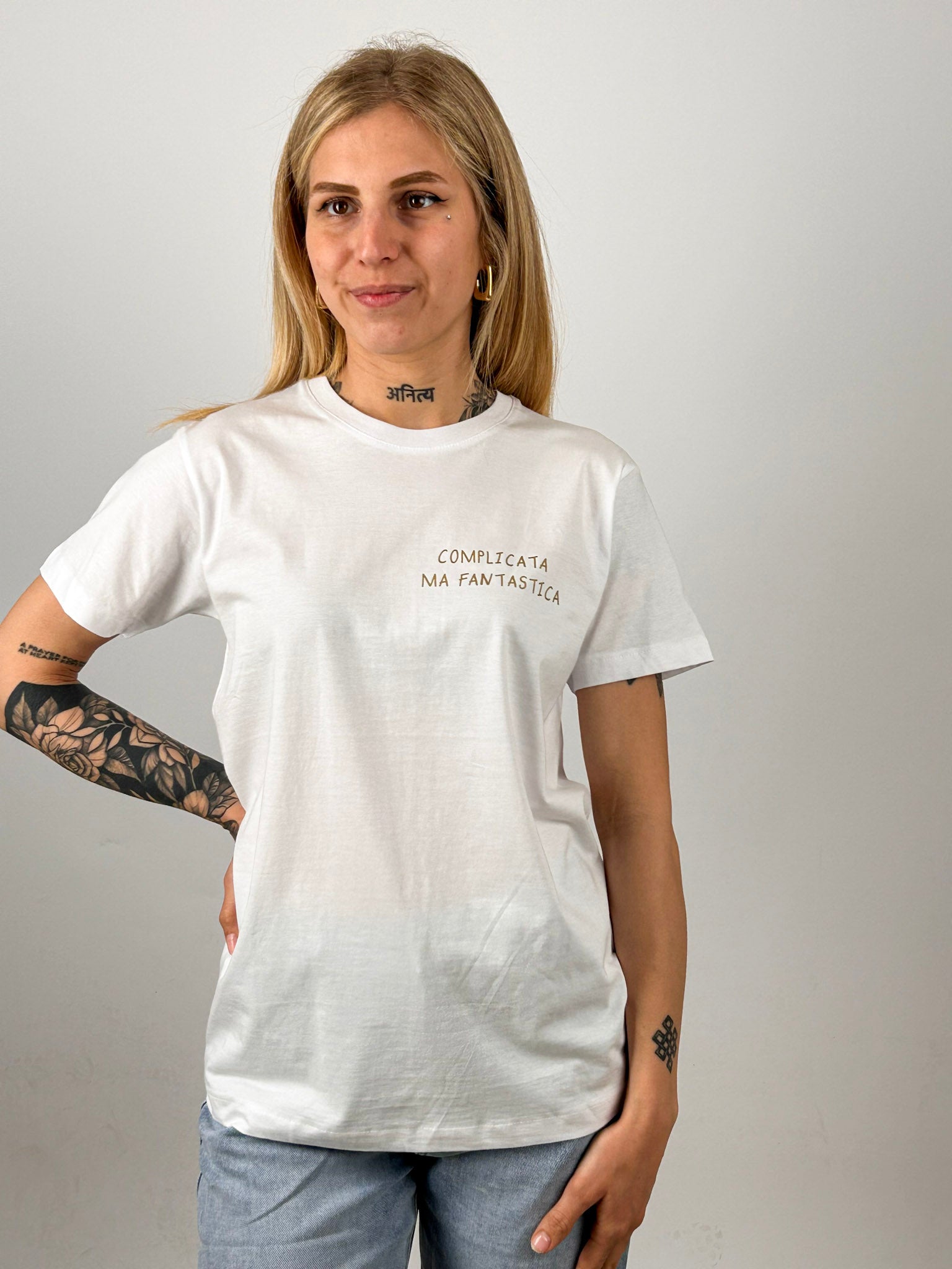 t-shirt hangard lab "complicata ma fantastica.. vista frontale