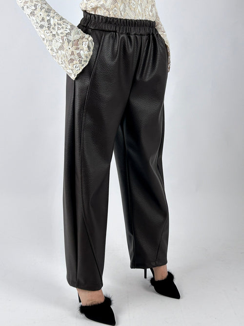 Pantalone Ecopelle marrone vista laterale