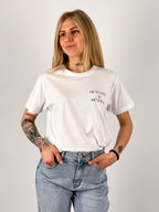 t-shirt hangard lab " meta verso & meta bevo" . portata dentro
