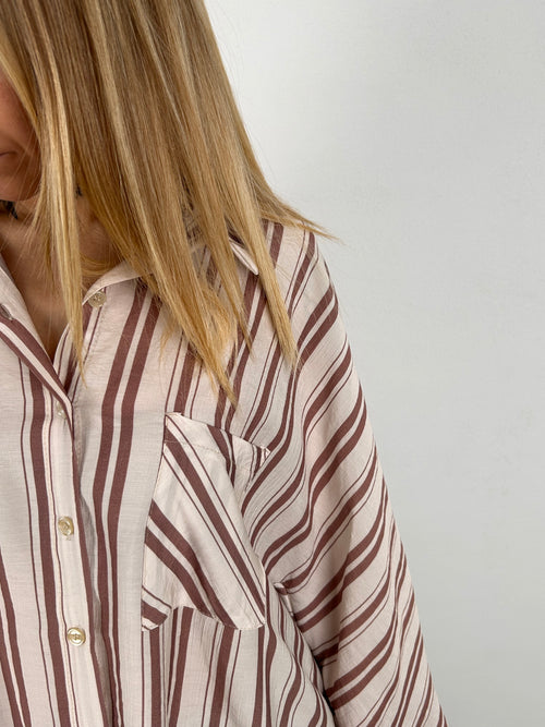 camicia over rigata donna vista dettaglio