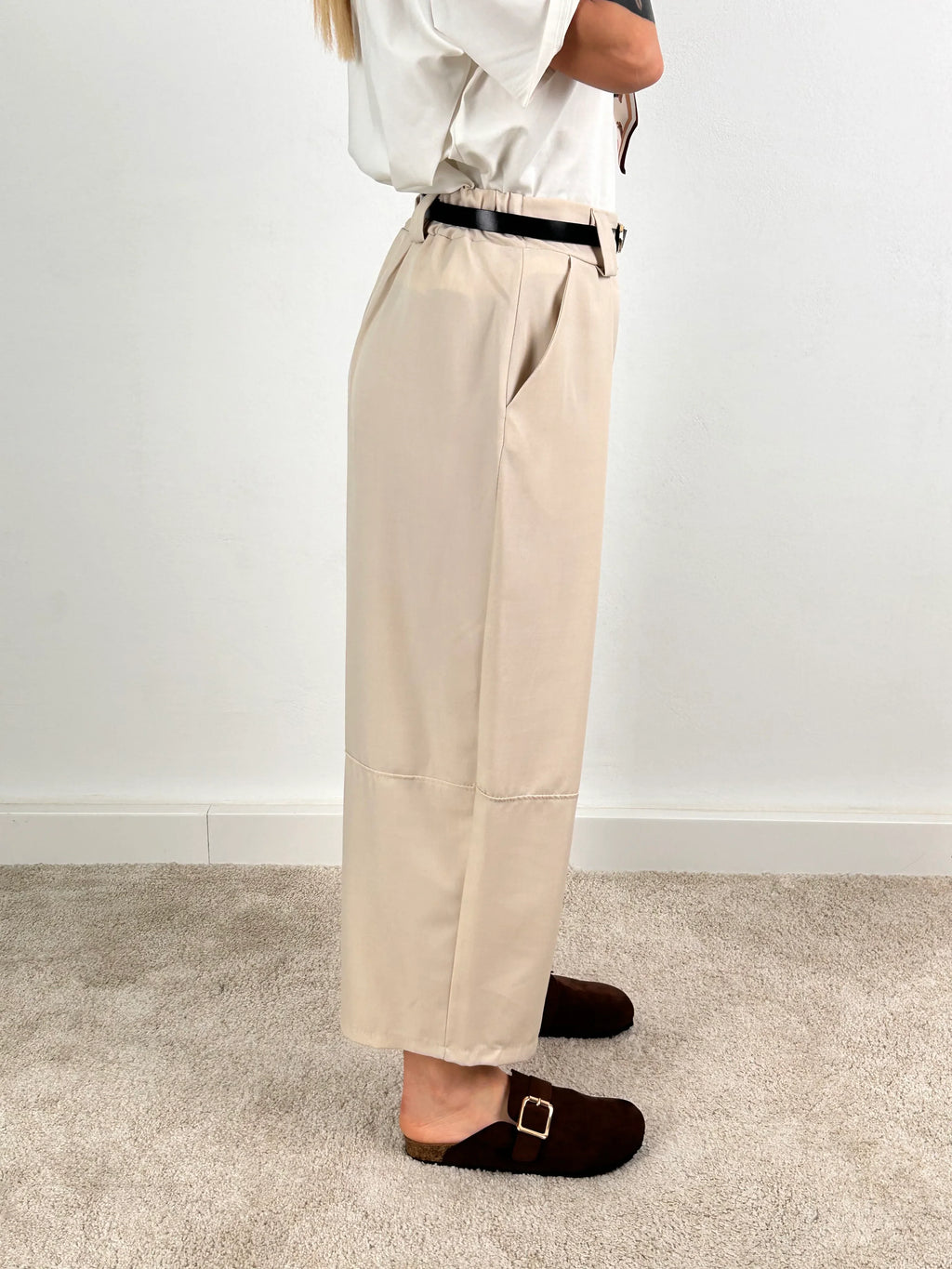 pantalone balloon donna vista laterale