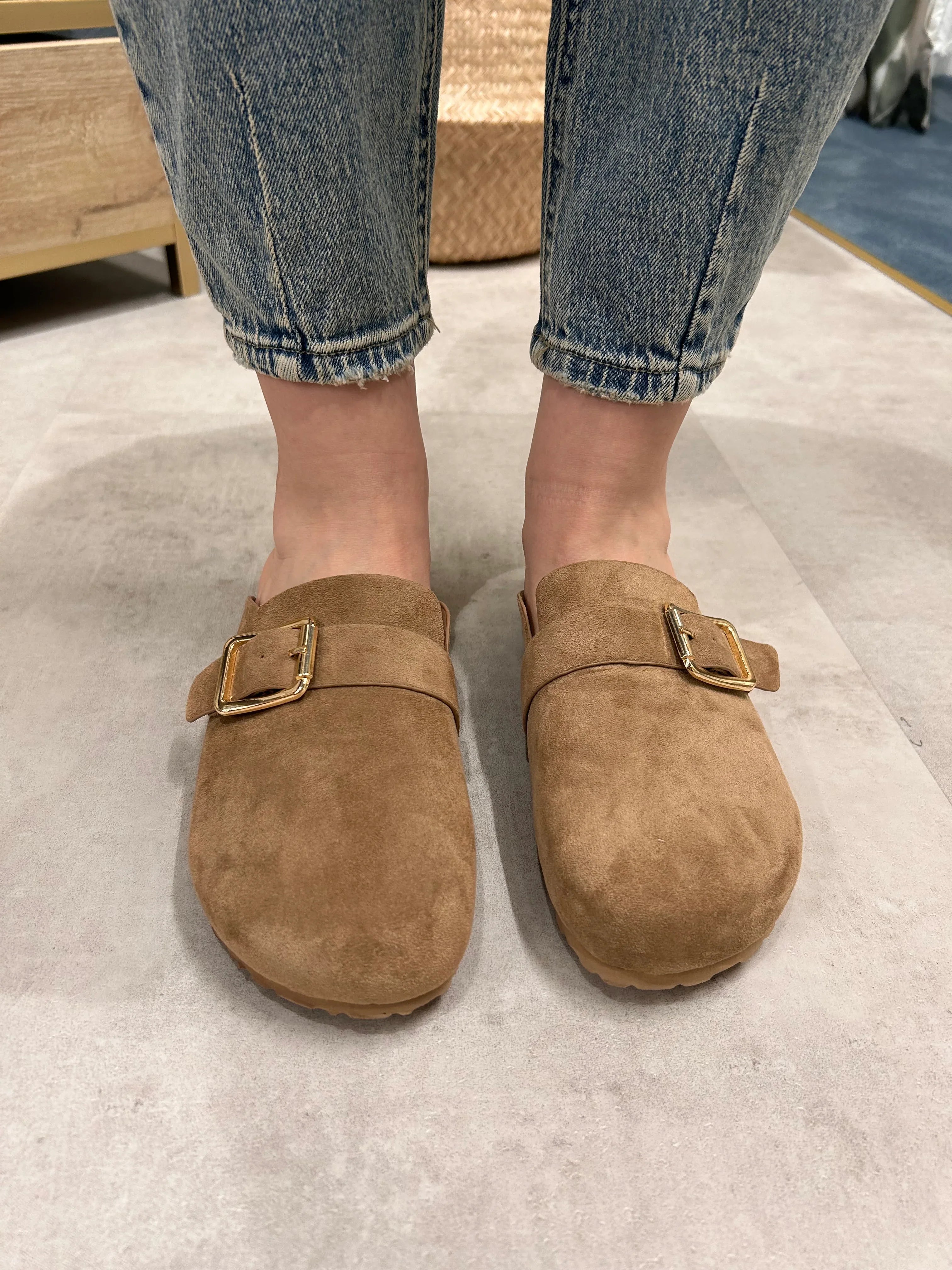  Sabot con fibbie – scarpa donna sabot elegante con dettaglio fibbia, stile chic