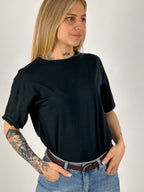 T-shirt cotone leggera nero vista frontale