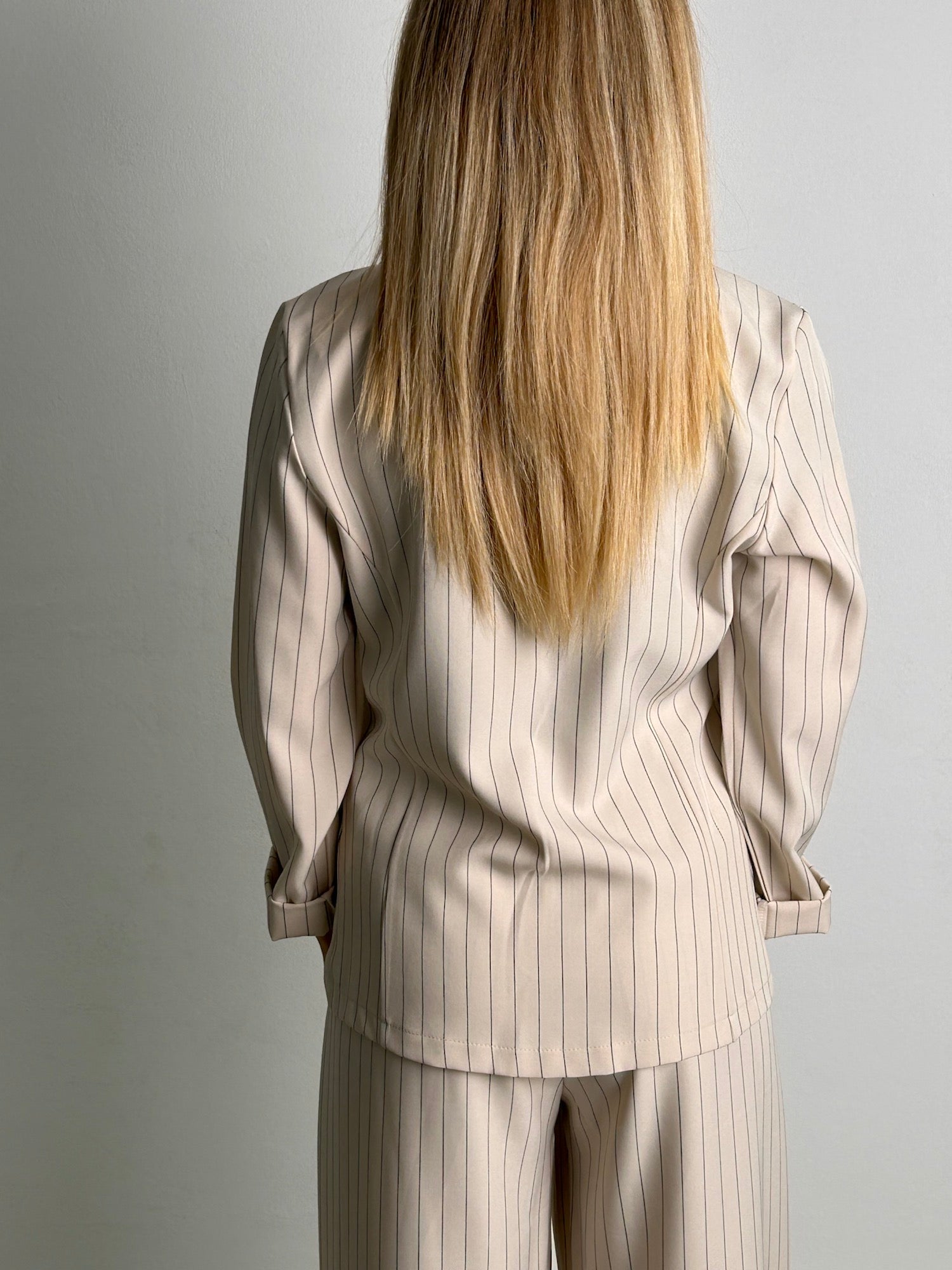 blazer donna gessato vista retro