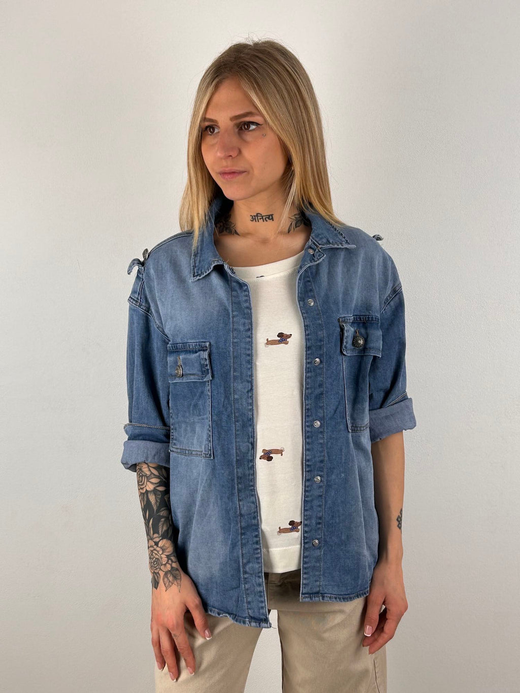 giacca camicia denim vista frontale aperta