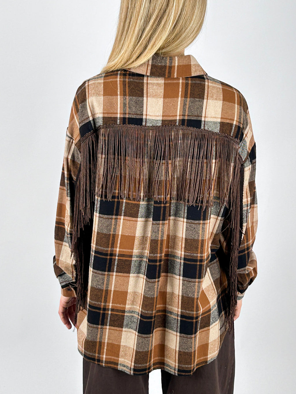 Camicia Rodeo biscotto - indossata aperta