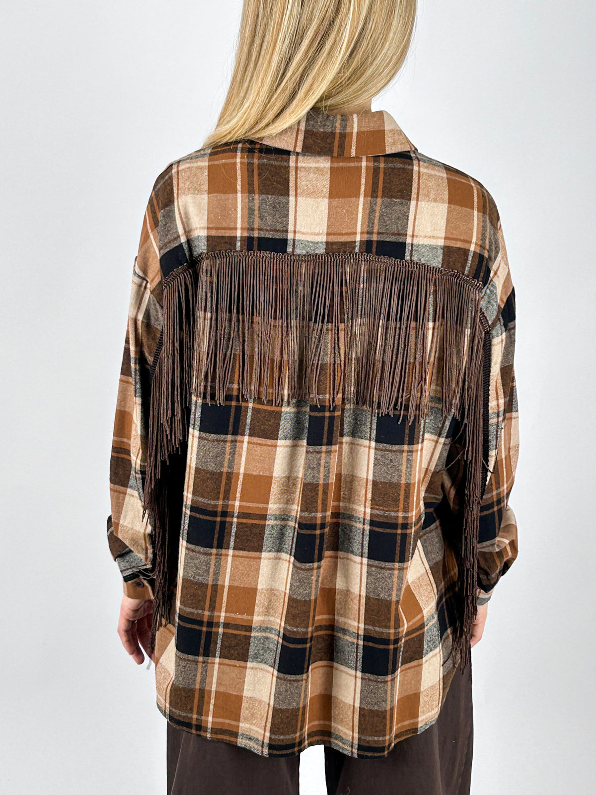 Camicia Rodeo biscotto - indossata aperta