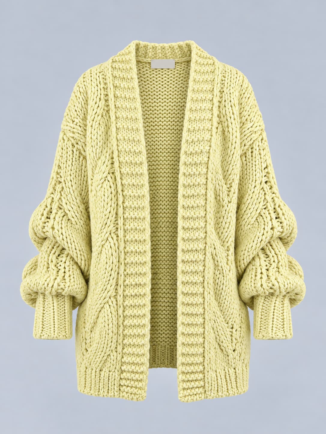 Cardigan donna lungo in maglia grossa con lavorazione a trecce e spalla scesa giallo - vista frontale gost