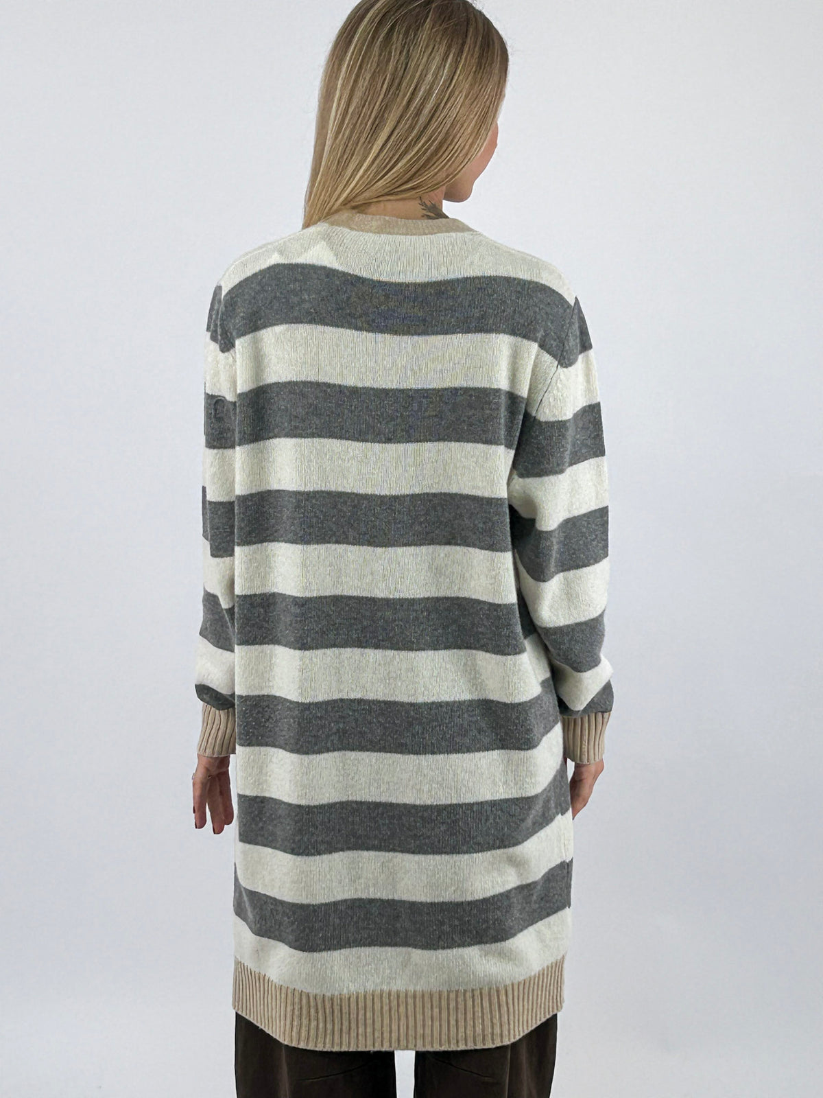 Cardigan donna lungo a righe aperto sul davanti con tasche applicate grigio - vista retro