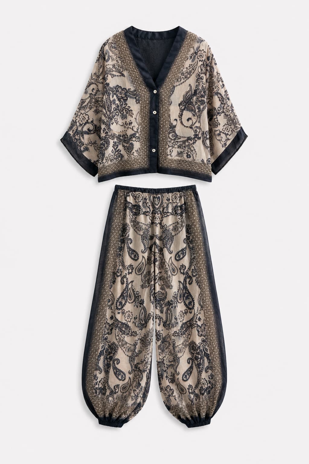 Completo donna boho fantasia paisley con casacca over e pantalone ampio - immagine gost