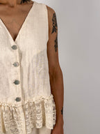 Completo donna in lino con gilet senza maniche e pantalone lungo coordinato - vista dettaglio