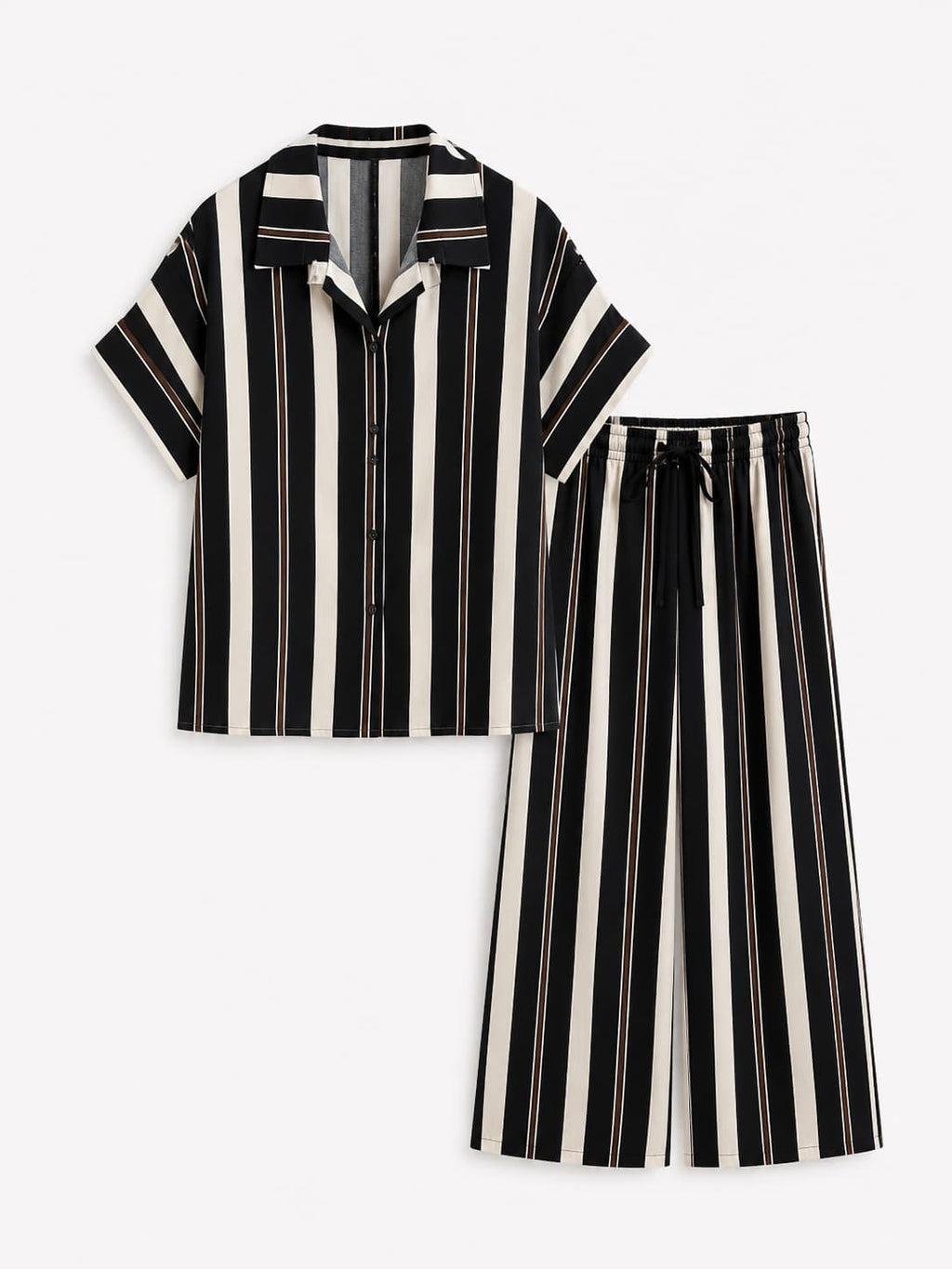 Completo donna a righe nero con camicia over e pantalone ampio coordinato - immagine gost