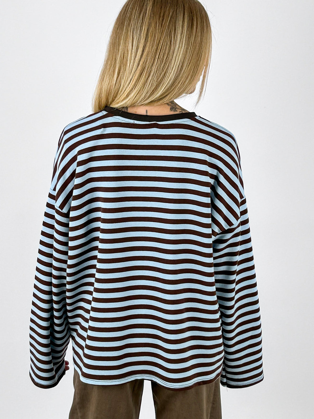 Felpa donna a righe azzurro e marrone - vista retro