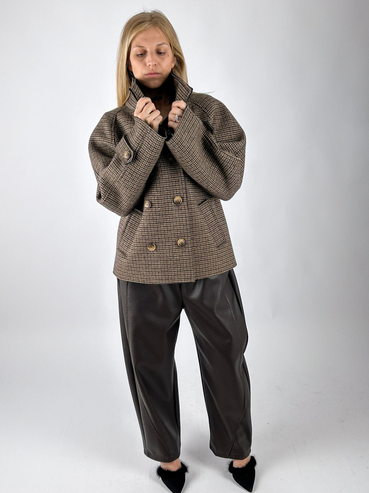 Giacca Galles marrone donna indossata vista completa