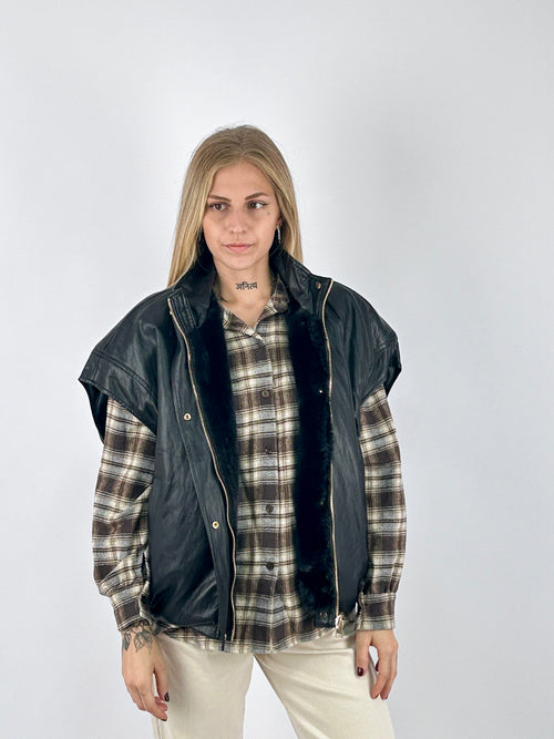 Gilet Dakota donna reversibile in ecopelle ed ecopelliccia nero - vista frontale