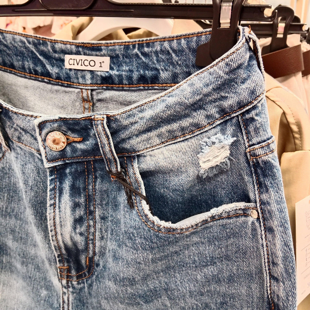 Jeans dritto denim con strappi – pantalone donna casual chic, vestibilità dritta.dettaglio
