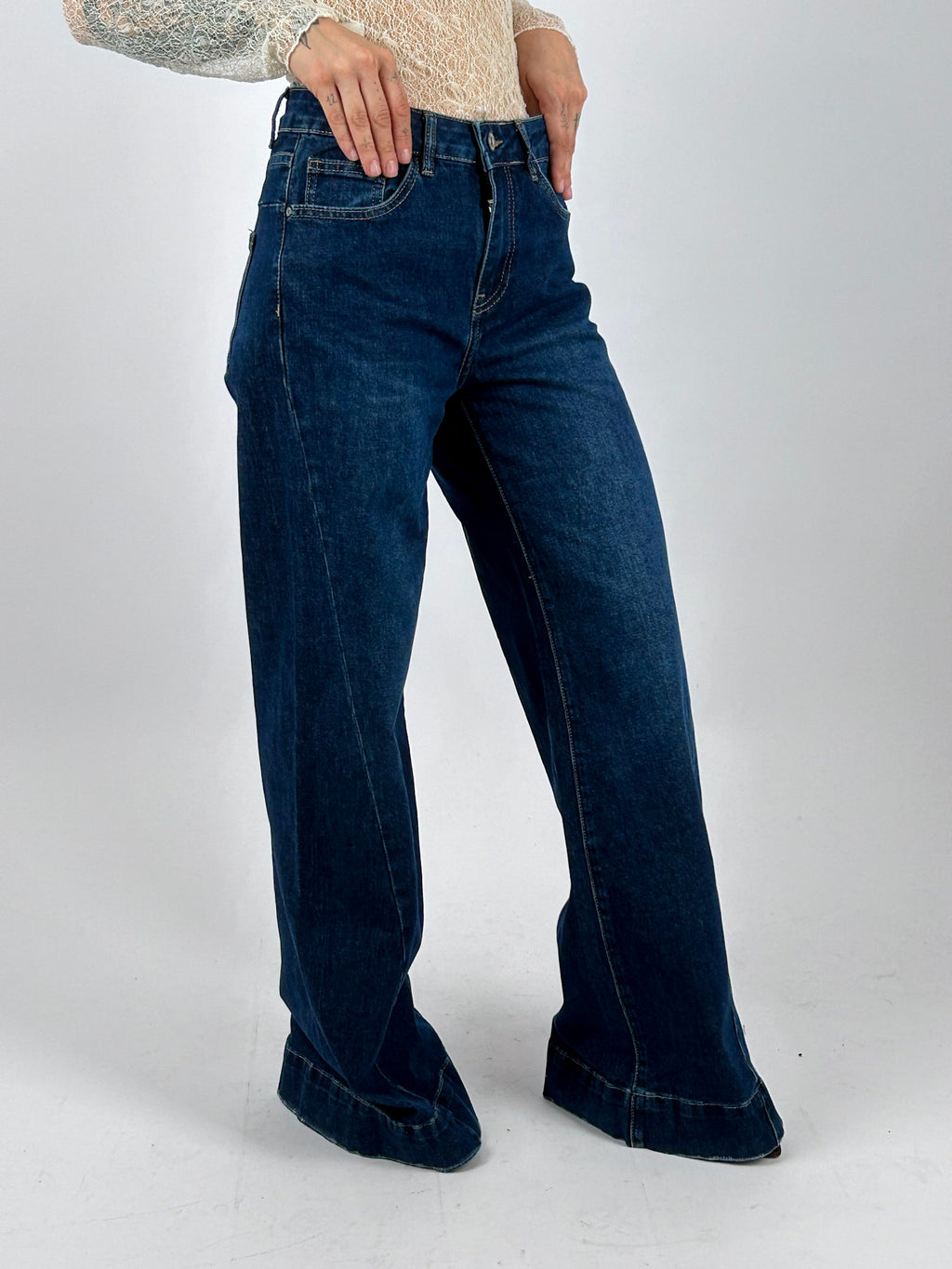 Jeans Wide blu vista tre quarti