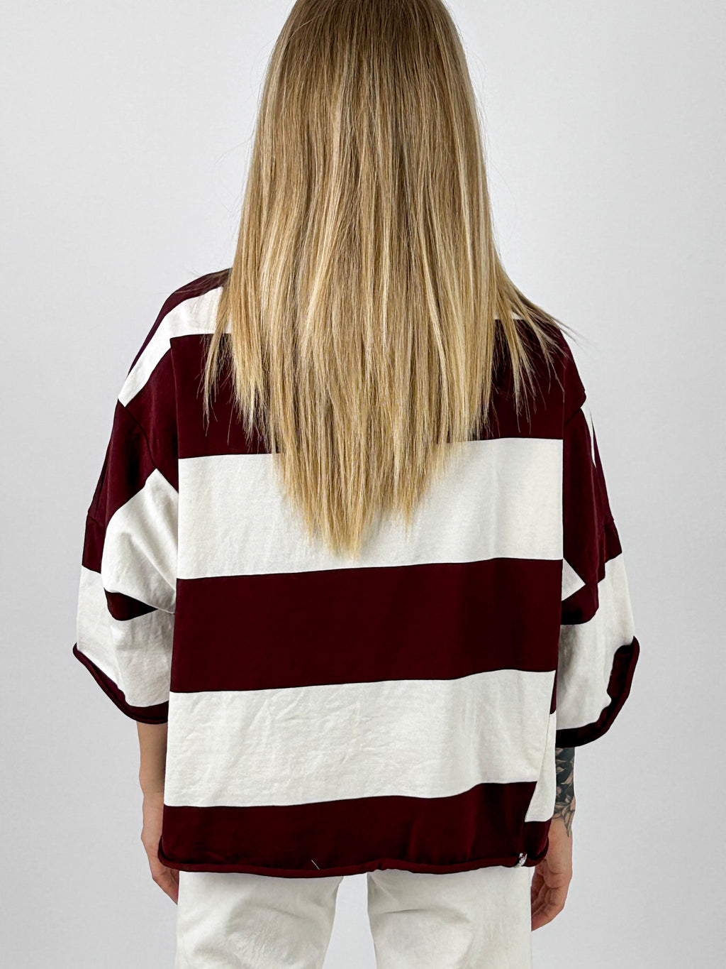 Maglia donna a righe bordeaux e panna - vista retro