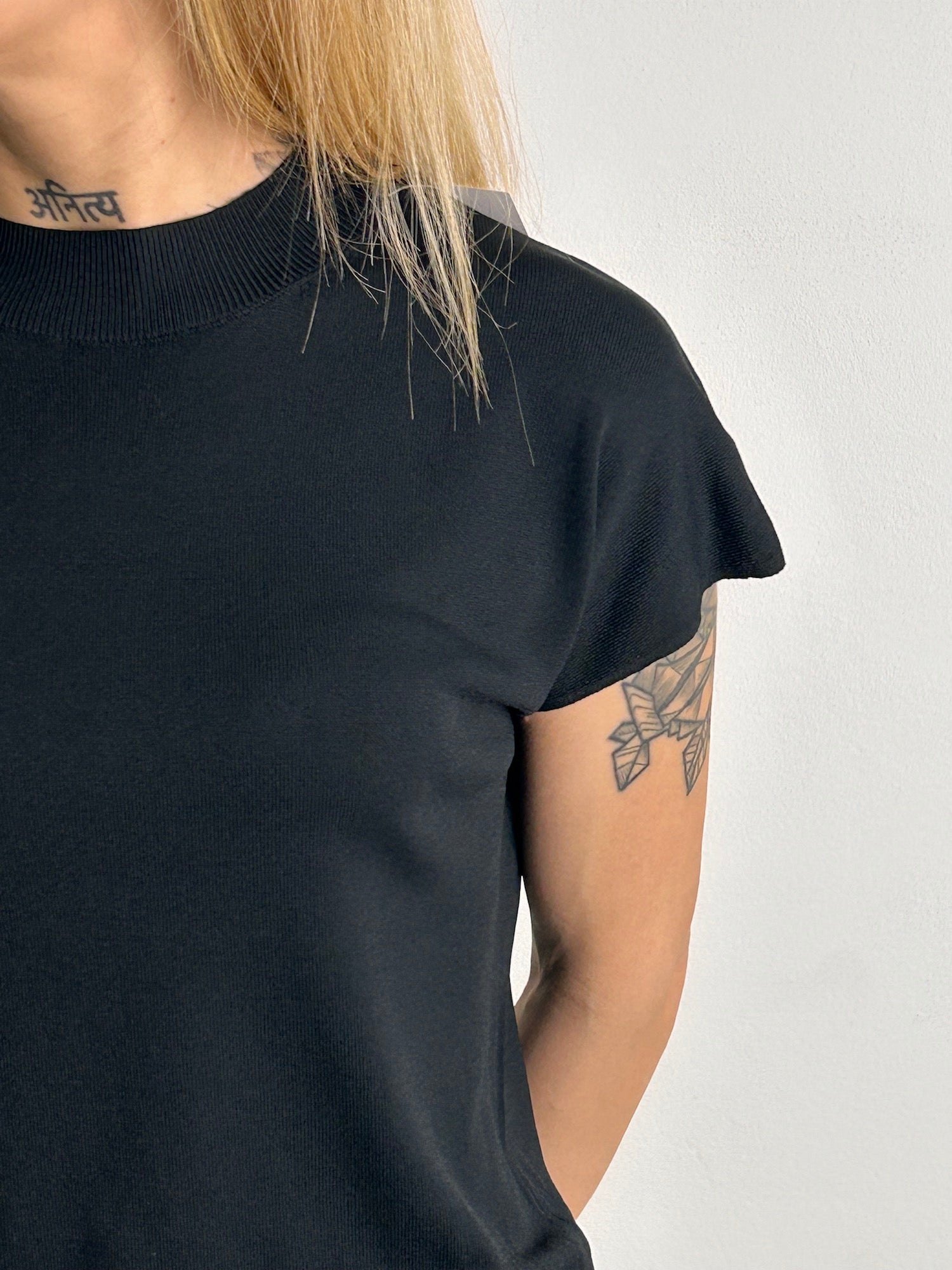 Maglia coreana donna vista dettaglio