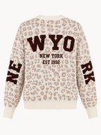 Maglione donna animalier beige con maxi scritta New York - vista retro ghost