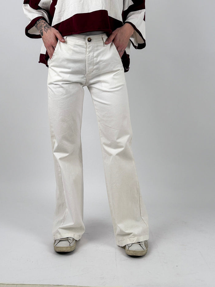 Pantalone donna a gamba dritta - vista frontale