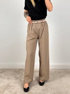 pantalone gessato palazzo vista frontale