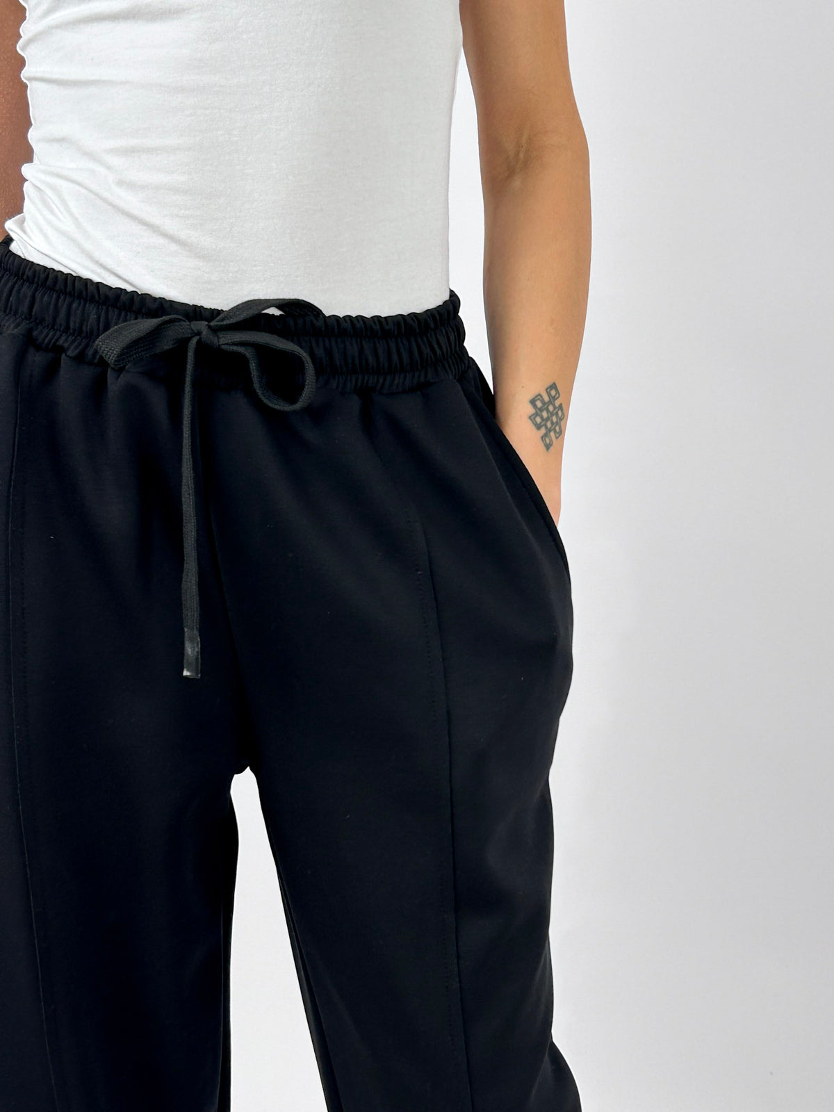 Pantalone Kyoto nero - dettaglio vita e coulisse