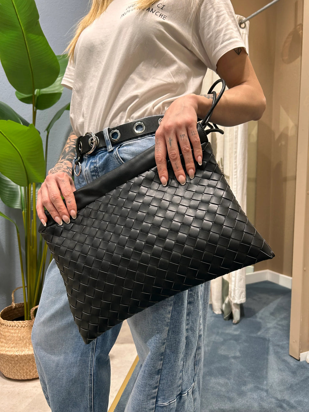 ochette intreccio – pochette donna con lavorazione intrecciata, stile elegante da sera