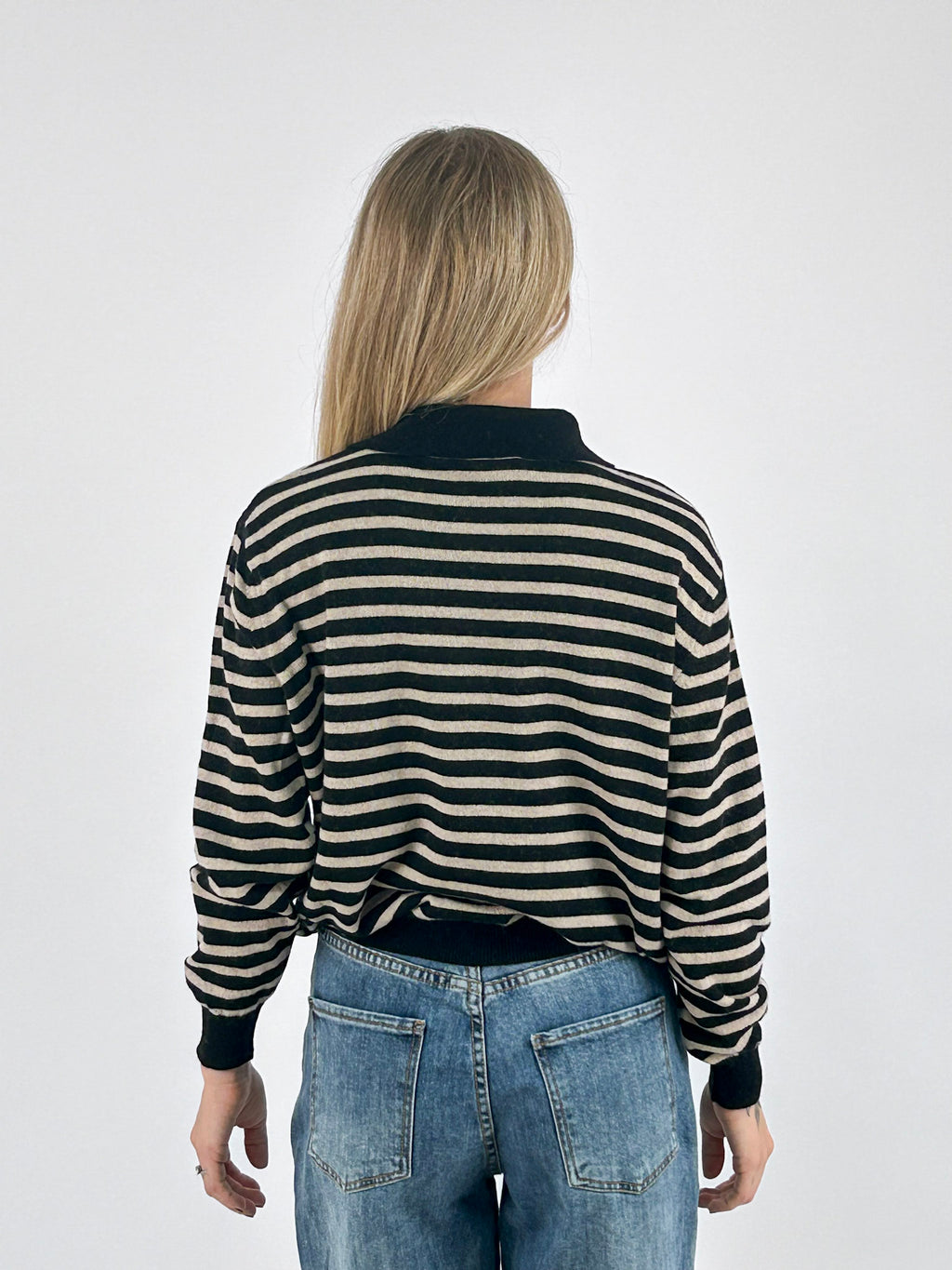 Polo donna a righe con colletto a contrasto e bottoni nero - vista retro
