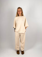 Completo Bergamo Panna da donna con maglia morbida e pantalone coordinato - vista frontale