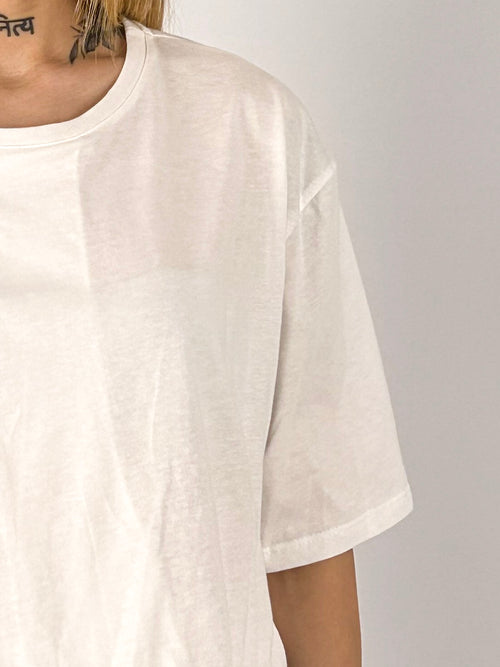 T-shirt donna bianco in cotone con vestibilità morbida e spalla scesa - vista dettaglio