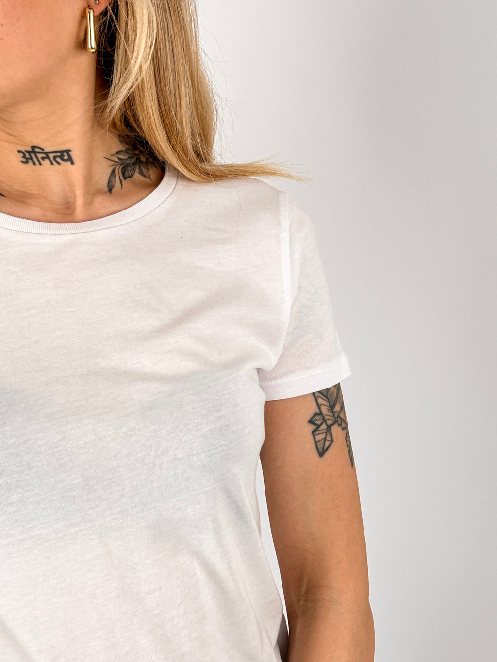 t-shirt basic Bianco hangard lab cotone organico - dettaglio tessuto